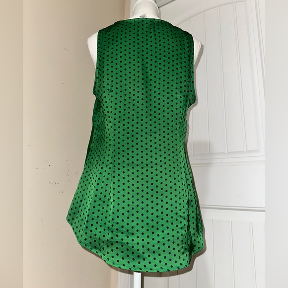 Dalia Collection Green with black polka dots sleeveless drop neck blouse - Picture 6 of 7